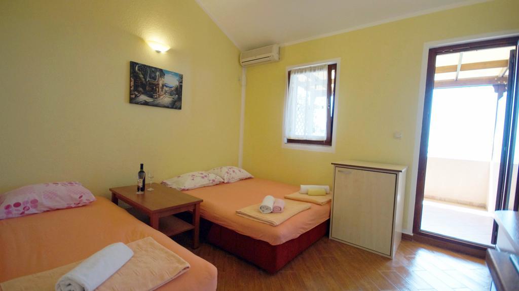 Apartmani Zona Sveti Stefan Buitenkant foto