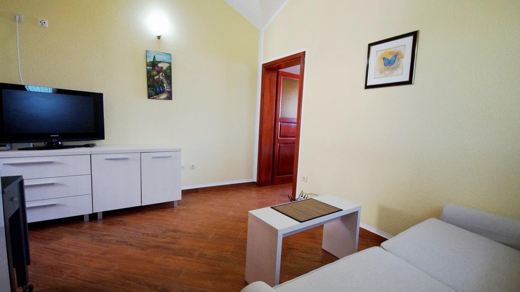Apartmani Zona Sveti Stefan Buitenkant foto