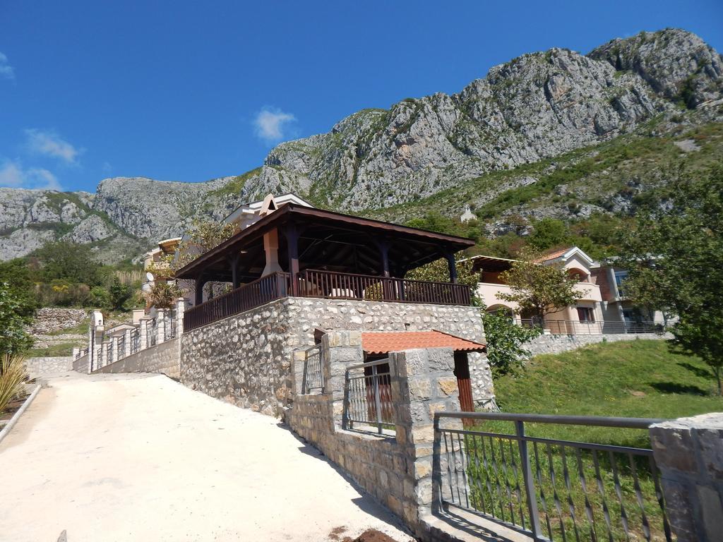 Apartmani Zona Sveti Stefan Buitenkant foto